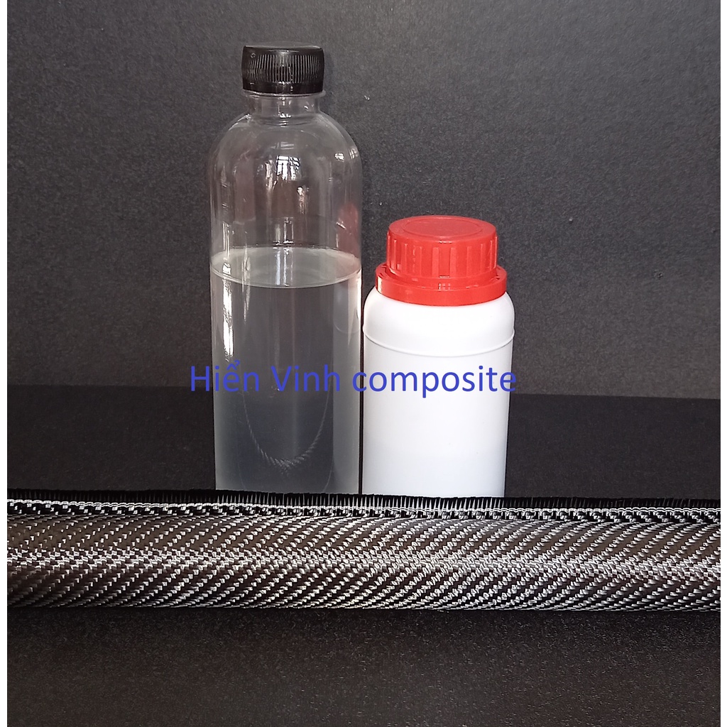 Combo vải carbon vân xéo 240 gram (100 cm x 50 cm) và epoxy (0,5 kg) cho người mới tập bọc vải cabon