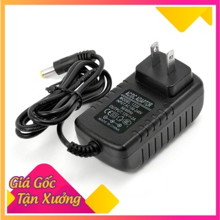 Cục sạc 12V 2A tiện dụng với dây nguồn dài