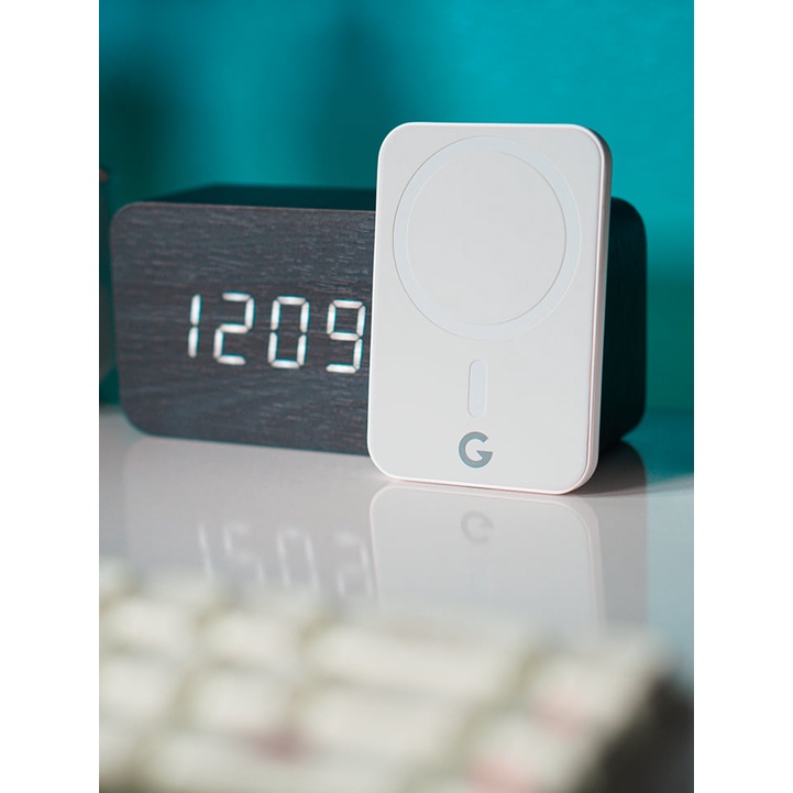 Sạc dự phòng không dây Magsafe TẶNG KÈM VÒNG TỪ TÍNH sử dụng cho tất cả các dòng ĐT hỗ trợ sạc không dâyo dây