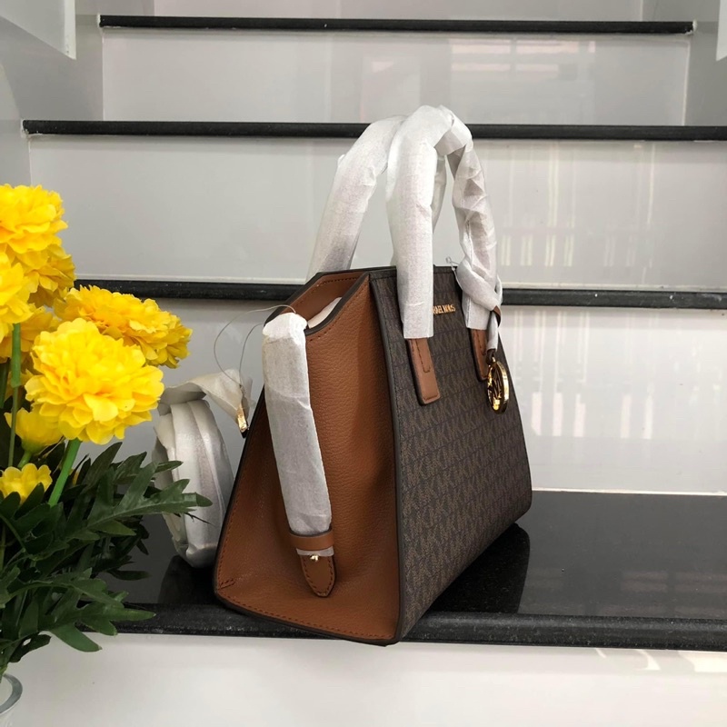 Túi xách nữ michael kors