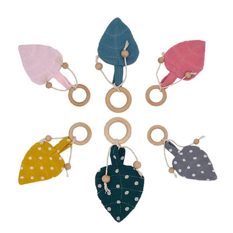 Đồ Chơi Nhai Hình Chiếc Lá Xinh Xắn Dành Cho Bé