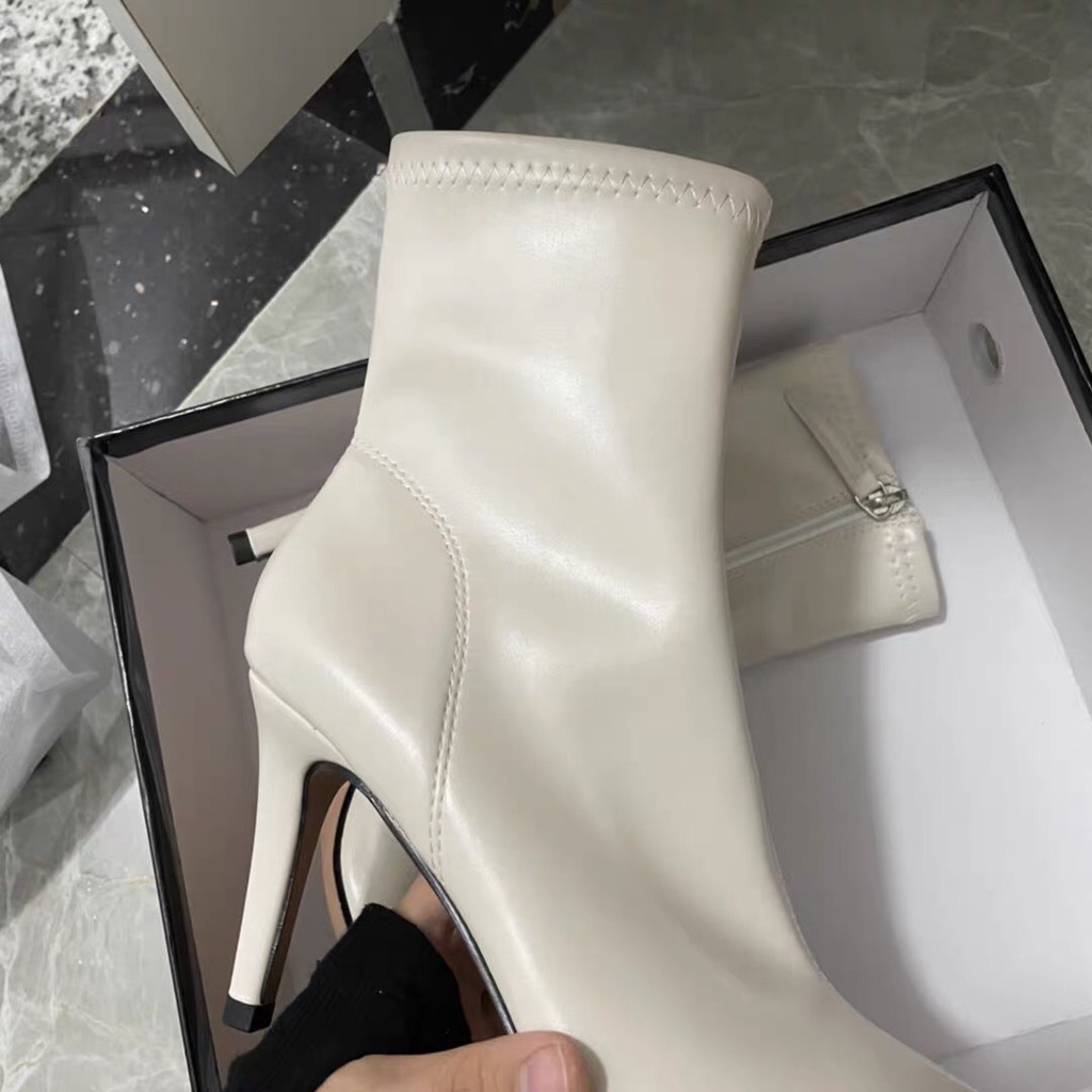 Boots da trắng sang chảnh