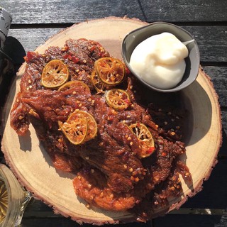 Hộp 300gr Khô Bò Thật Miếng Sốt Chanh