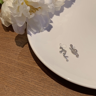 Cute musical note earrings for women