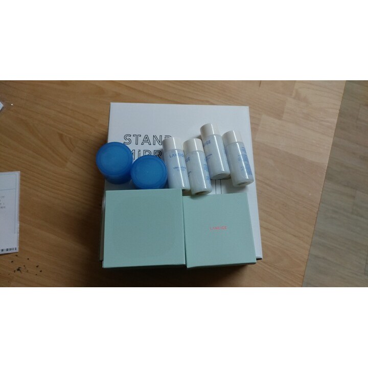 Phấn nước Laneige Neo Matte Cushion 15g + QUÀ | BigBuy360 - bigbuy360.vn