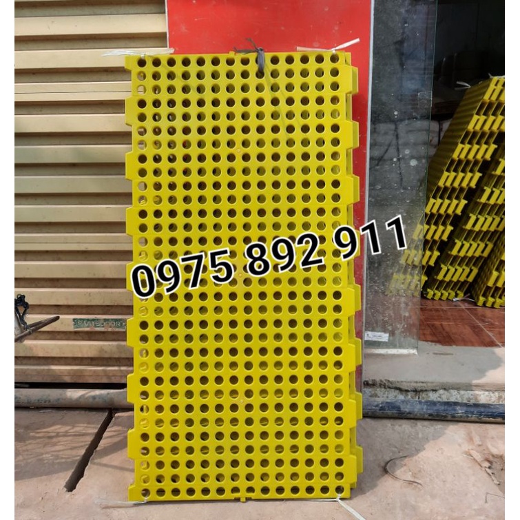 Sàn nuôi dê , cừu , chó