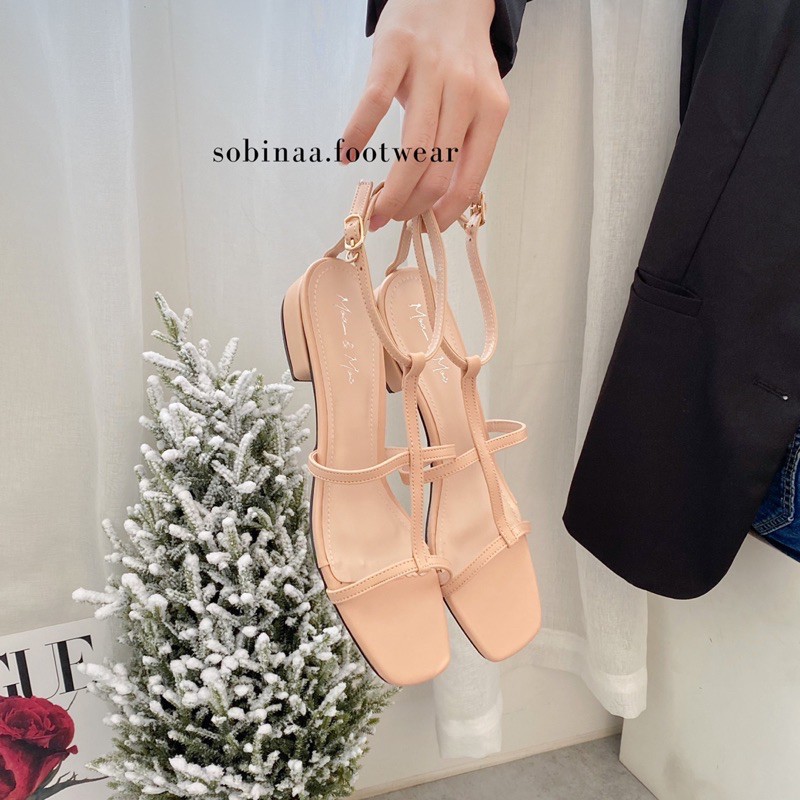 Sandal sale chữ I mẫu mới siêu xinh
