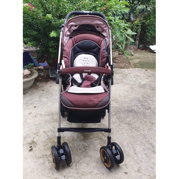 xe đẩy combi diaclass yb600
