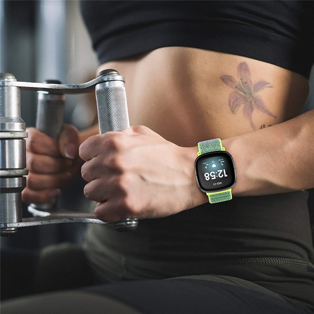Dây đeo thay thế bằng nylon mềm thoáng khí cho Fitbit Versa 3 / Fitbit Sense