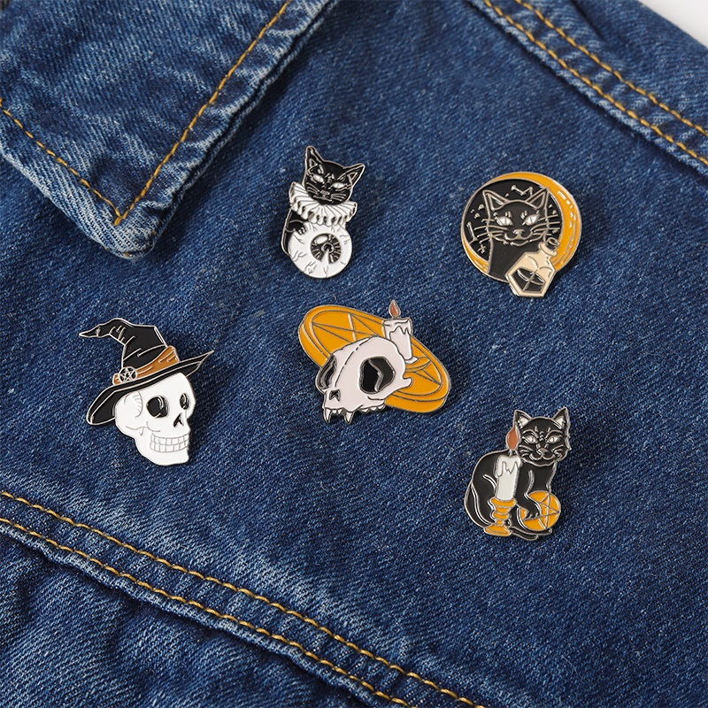 Ghim Cài Áo Kim Loại Hình Đầu Lâu Trắng Đen Cá Tính