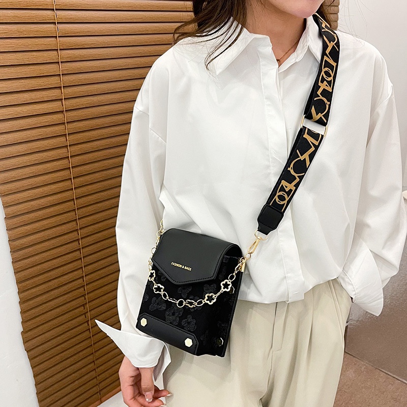 Túi Vuông Nhỏ Đeo Chéo Đựng Điện Thoại Di Động 2022