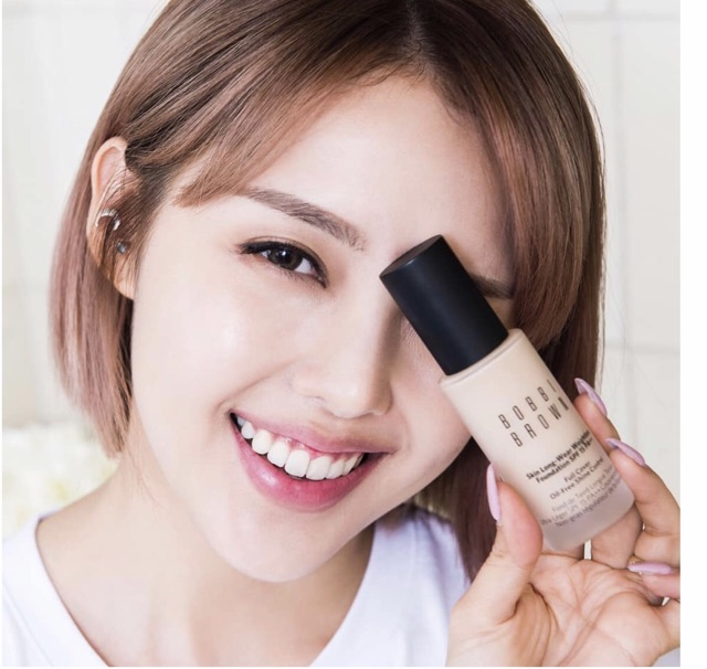 Kem Nền Bobbi Brown Skin Long-Wear Weightless SPF15 🥰