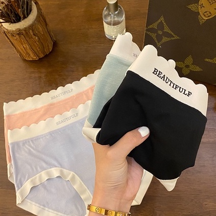 Quần lót nữ 𝐁𝐞𝐚𝐮𝐭𝐢𝐟𝐮𝐥, kháng khuẩn chất cotton viền lụa cạp lượn sóng mềm mại, nữ tính. Quần lót Ame