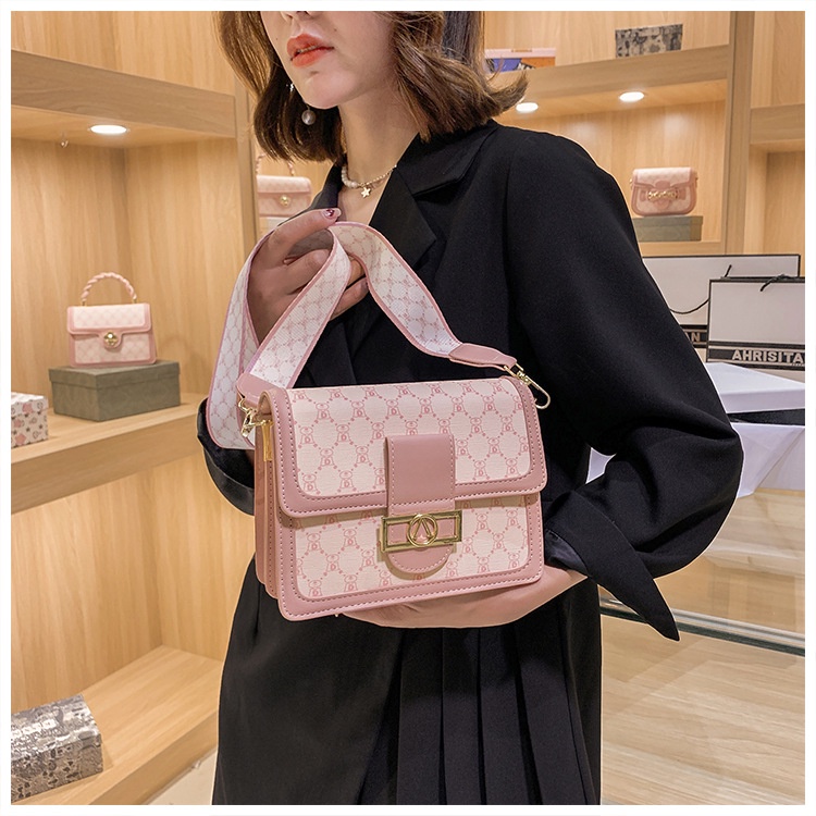 Túi xách nữ túi đeo chéo vai khóa chữ V thời trang size 20cm TX808