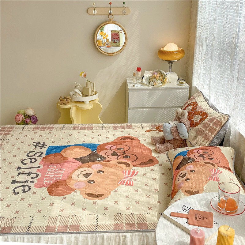 Chiếu cao su non 5D - Chiếu Điều Hòa họa tiết gấu selfie