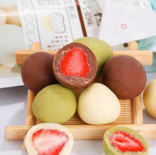 Kẹo socola bọc dâu