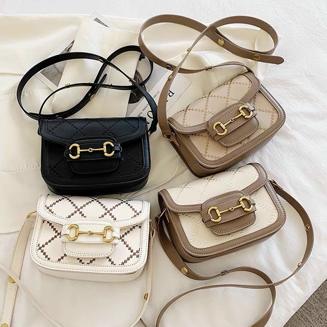 [Mã 152FASHIONSALE giảm 12% đơn 99K] Túi hà hồ kẻ ô trám đeo vai - đeo chéo da PU có video, ảnh thật[T151]