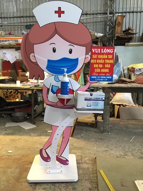 Cô y tá nhắc nhở đeo khẩu trang và rửa tay | Shopee Việt Nam