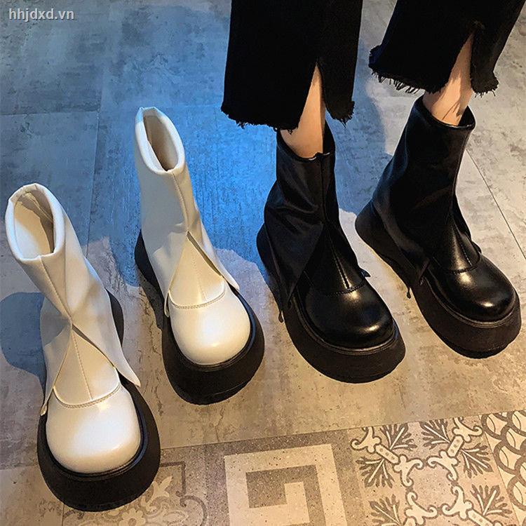 Giày bốt Martin cổ thấp đế dày kiểu Hàn Quốc thời trang xuân thu cho nữ 2021 | BigBuy360 - bigbuy360.vn