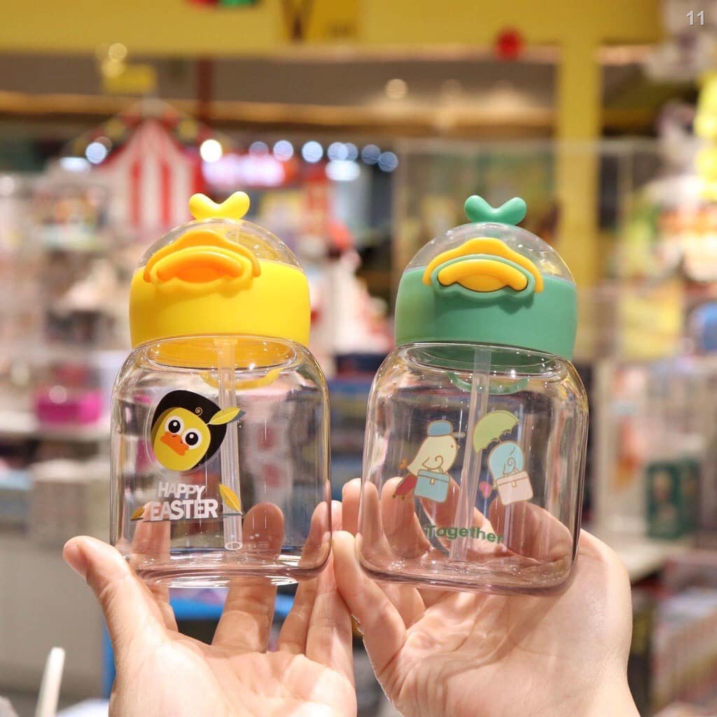 Bình nước cho bé có ống hút tập uống hình chim cánh cụt nhựa Hàn Quốc cao cấp - T2K Max
