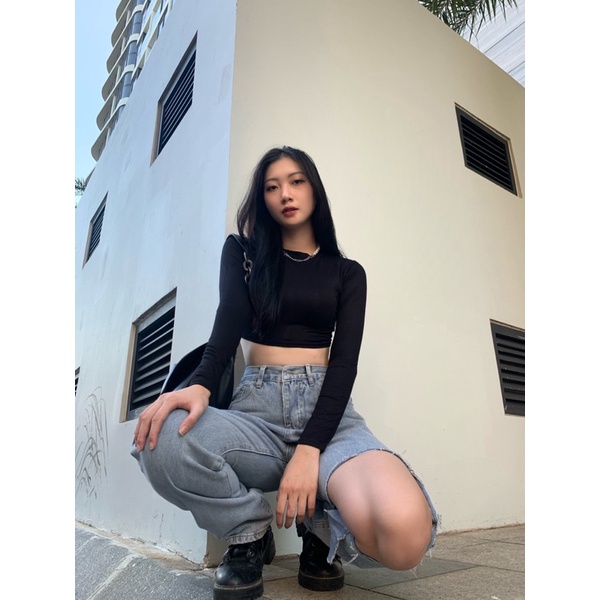 ÁO CROP TRƠN TAY DÀI-AC020