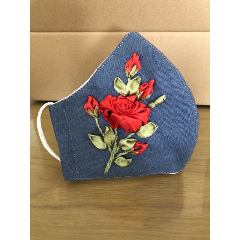 Khẩu trang thêu tay handmade(Nhắn tin chọn mẫu ạ) | BigBuy360 - bigbuy360.vn