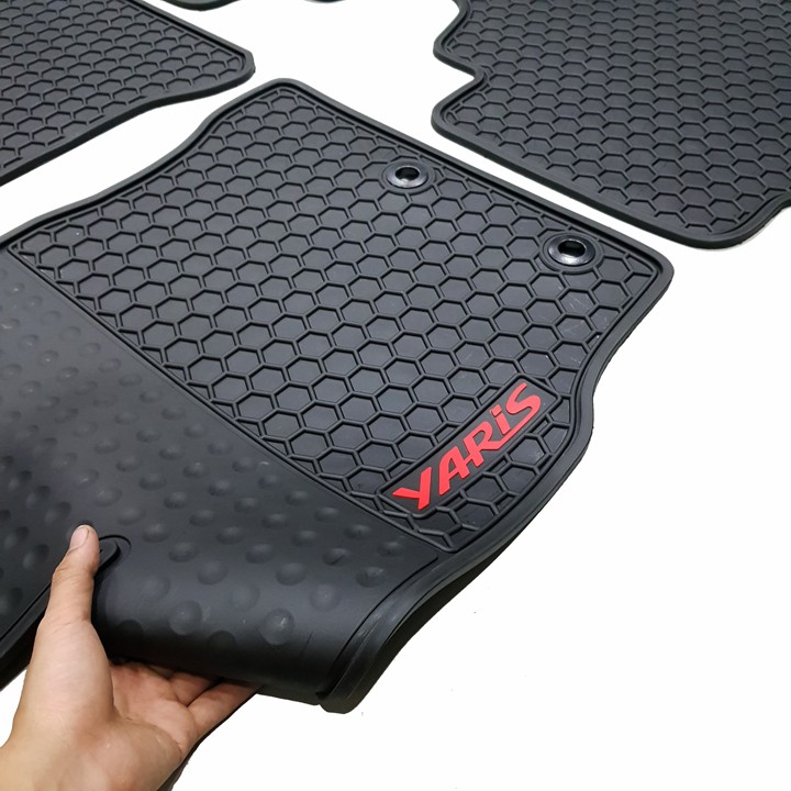 Thảm sàn, lót sàn cao su 3D cho #Toyota Yaris 2014-2021( hàng cao cấp)