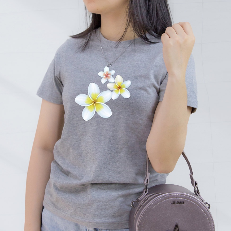 Áo thun nữ cổ tròn màu đỏ in hoa sứ TOLI, 100% cotton 4 chiều mềm mịn, co dãn, form suông cơ bản