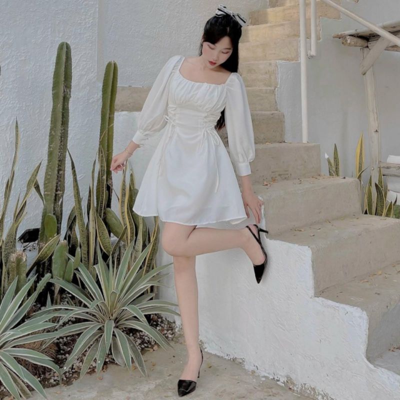 Đầm trắng cổ vuông nhún ngực đan dây eo tay dài