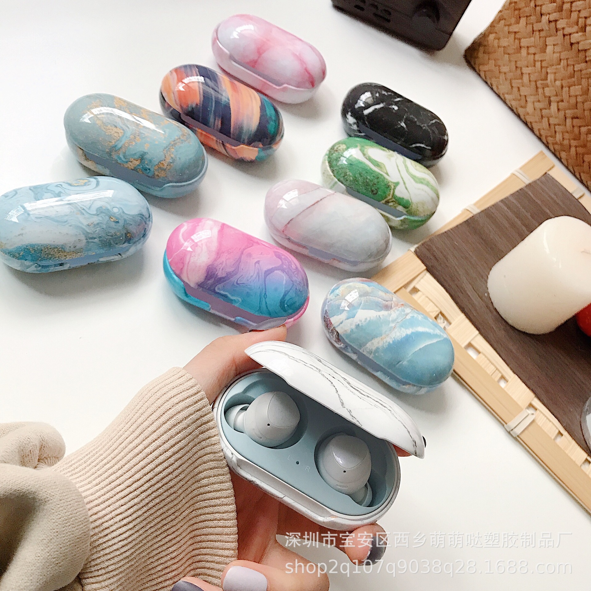 Vỏ Đựng Bảo Vệ Hộp Sạc Tai Nghe Airpods Họa Tiết Đá Hoa Cương