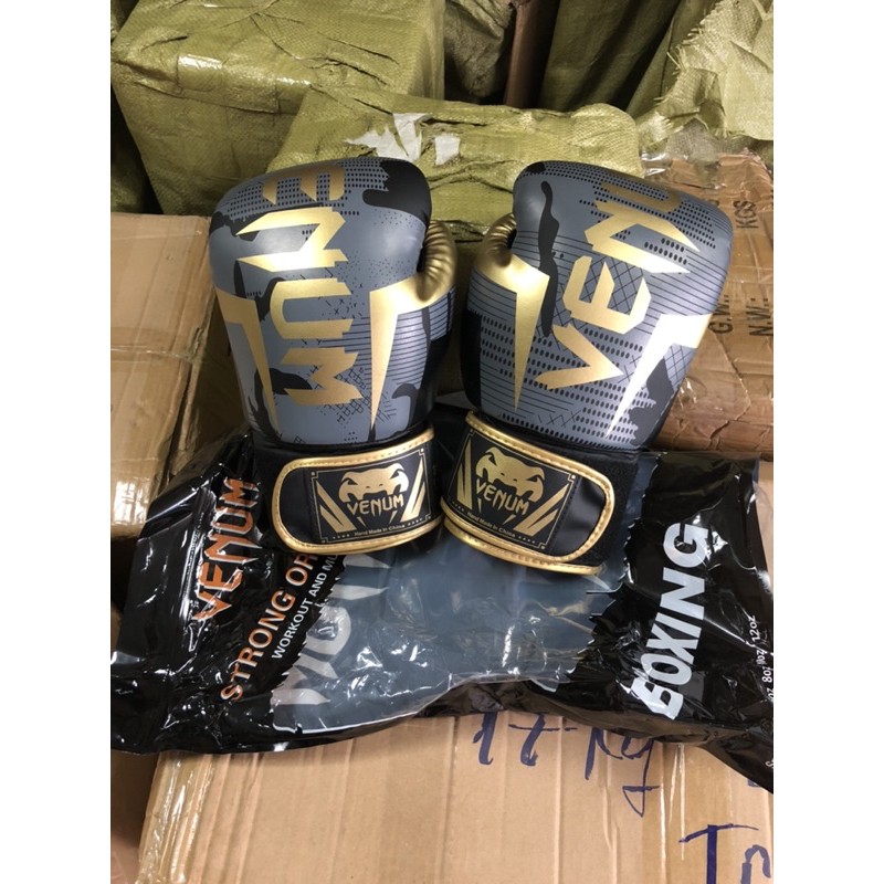 Găng tay boxing VENUM 117 cao cấp