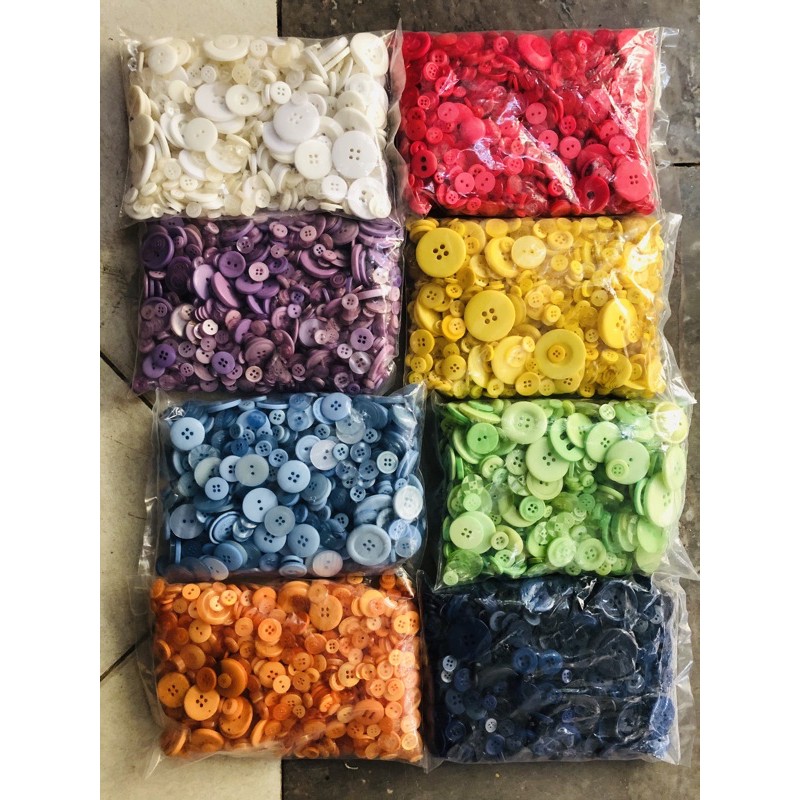 Túi khuy màu, cúc màu trang trí ( bịch 300gr)