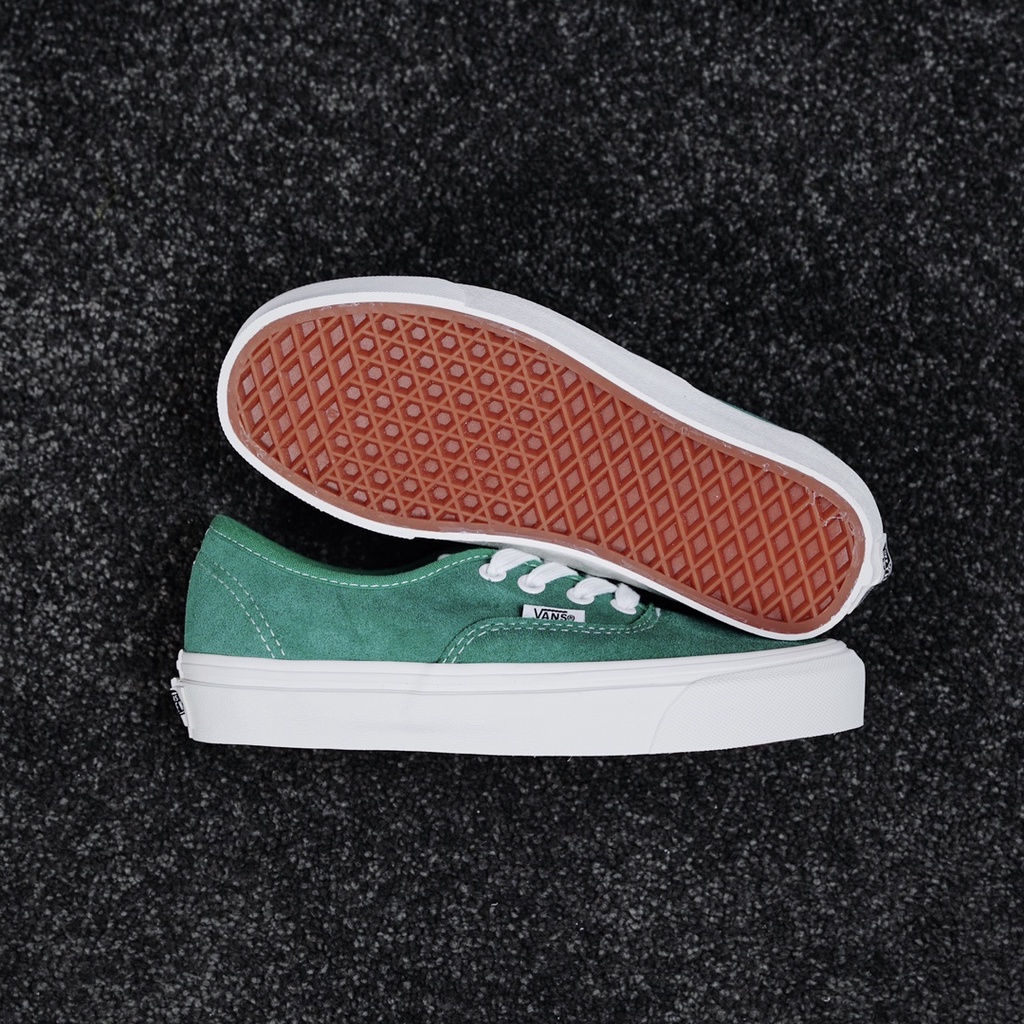 Giày Vans Da Lộn Màu Xanh Lá Kiểu Retro Cá Tính