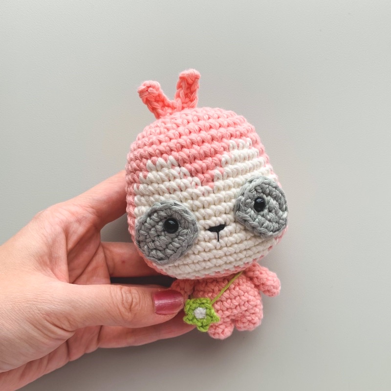 Con Lười Amigurumi (Búp Bê Knit)