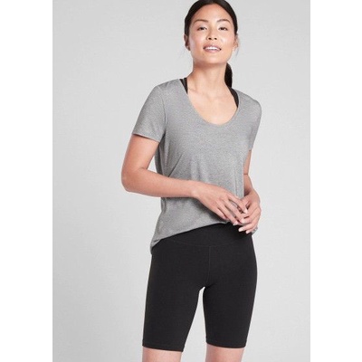 Áo thể thao ATHL3TA tay ngắn vạt lệch tà