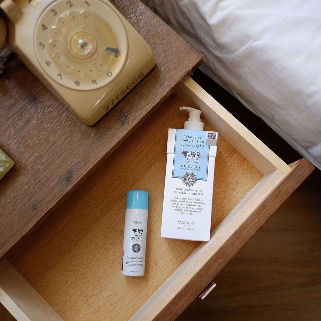 Dưỡng Thể Trắng Da Beauty Buffet Cấp Ẩm Và Trẻ Hóa Scentio Milk Plus Q10 400ml