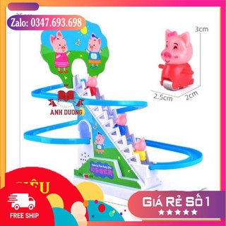 Đồ chơi heo leo cầu  thang