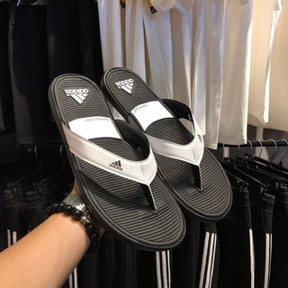 Dép Adidas xỏ ngón cực nhẹ