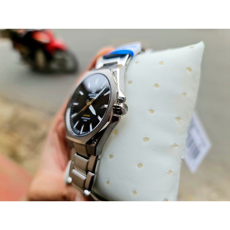 Đồng hồ Casio EDIFICE EFR-S108D-1AV - 2 màu mặt Trắng / Đen