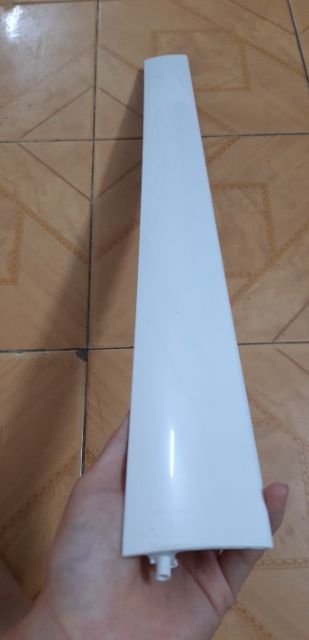 Cánh lá vẫy đảo gió điều hòa Panasonic