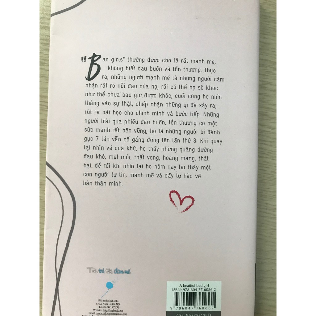 [ Sách ] A Beautiful Bad Girl - Ai Bảo Gái Hư Không Có Quà | BigBuy360 - bigbuy360.vn