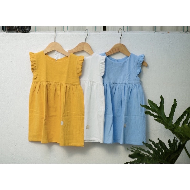 Đầm thiết kế bé gái nhún tay đơn giản đầm linen cotton thoáng mát cho bé 1 2 3 4 5 6 7 8 9 tuổi thời trang Chutbaby