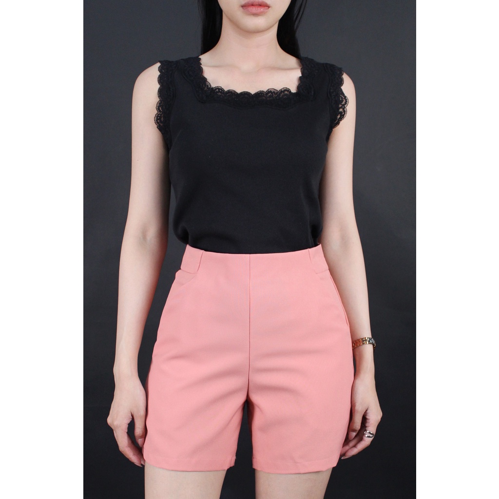 Q9390 - Quần short Zara túi trước, trơn