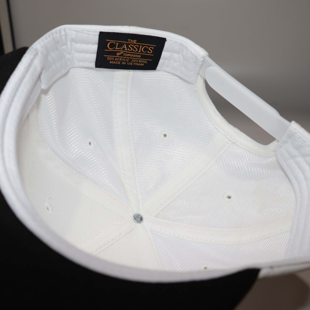 Nón NHS Snapback Trắng Kết Đen - Phong Cách Soái Ca Trơn007.