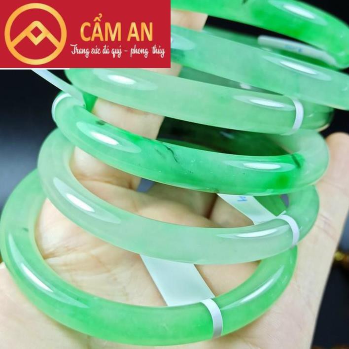 Lắc Tay Phong Thuỷ Jadeit Tự Nhiên – Mang Lại May Mắn, Tài Lộc, Tình Duyên
