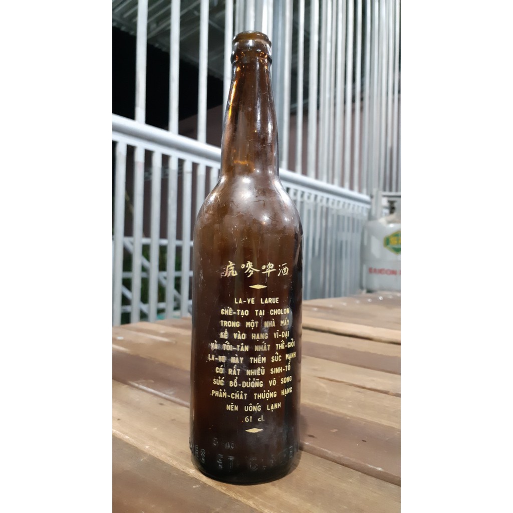 VỎ CHAI BEER LA-VE XƯA