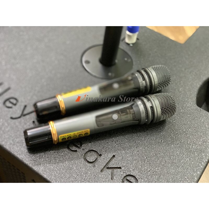 Loa cột Lovina KB-11801 , hàng chính hãng BH12T+ 2 micro UHF cao cấp