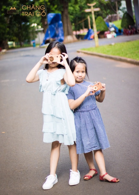 Đồ Chơi Mô Hình Máy Ảnh Gỗ Chàng Trai gỗ