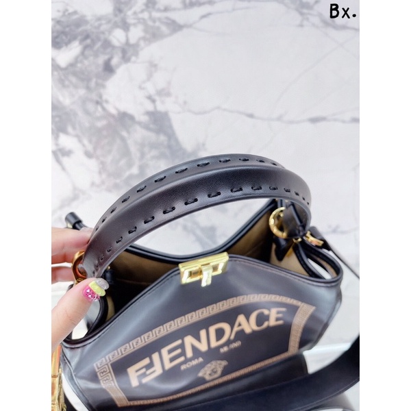 Túi xách Fendì tote sz 30cm chất da bò