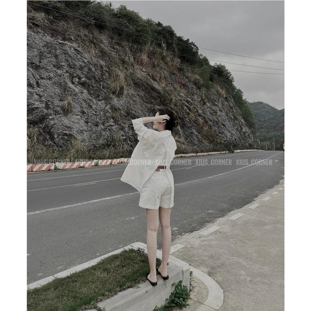 SET 4 MÓN: ÁO SƠ MI TRẮNG XẺ LƯNG + ÁO GÂN BA LỖ TRẮNG + QUẦN SHORT + BELT NÂU